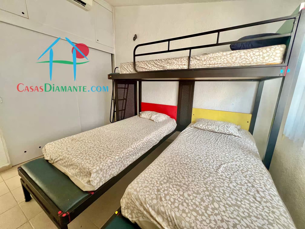 Residencial Diamante E 19 - Recámara tres 3